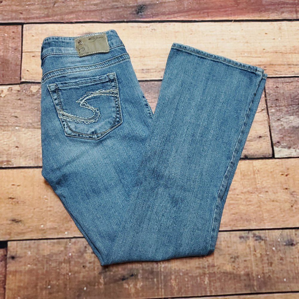 Silver Jeans Suki Light Wash Size 28 / 30